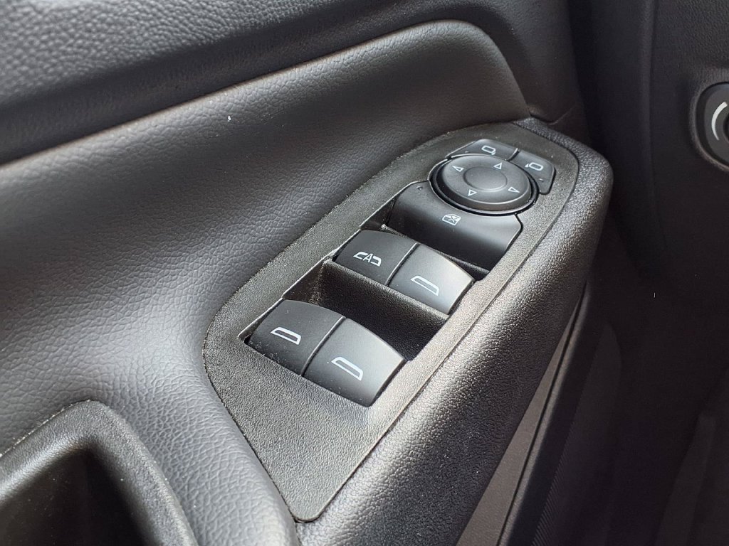 Used 2024 Chevrolet Equinox LT w/ LPO, Floor Liner Package FWD image 20
