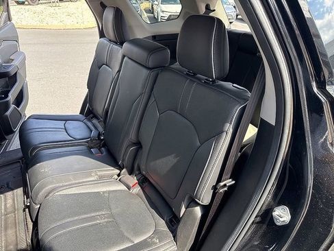 Used 2023 Honda Pilot Elite image 12