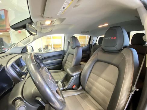 Used 2022 GMC Canyon AT4 image 14