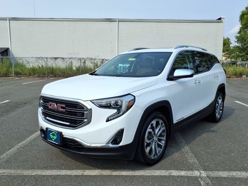 Certified 2019 GMC Terrain SLT w/ Preferred Package AWD/4WD image 3