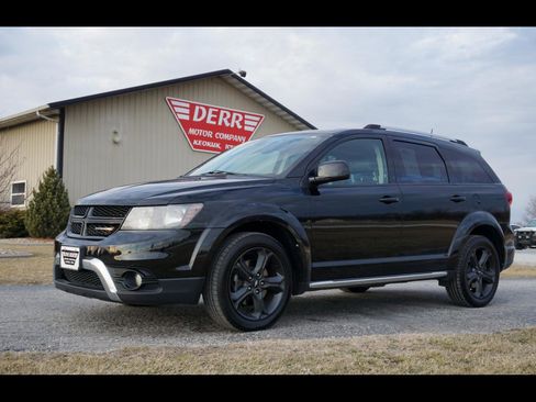 Used 2018 Dodge Journey Crossroad image 1