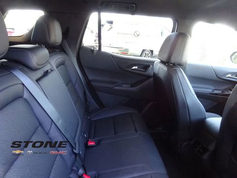 New 2026 Chevrolet Equinox LT FWD image 22