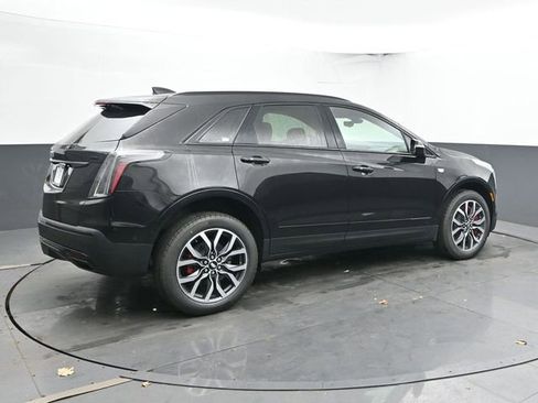 New 2026 Cadillac XT5 Sportv w/ LPO, Onyx Lite Package AWD/4WD image 2