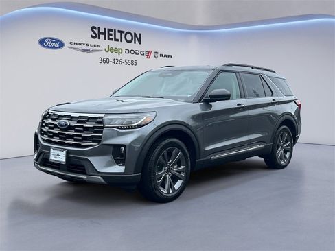 New 2025 Ford Explorer Active w/ Active Comfort Package image 1