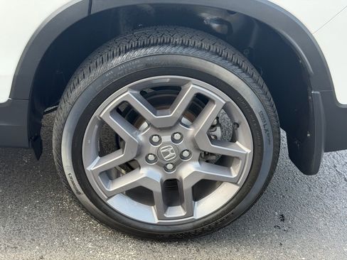 Used 2023 Honda Passport EX-L image 36