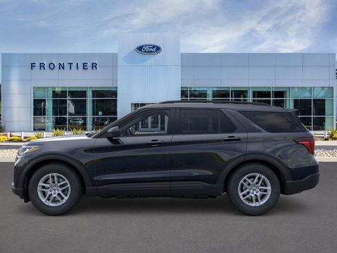 New 2026 Ford Explorer Active image 3