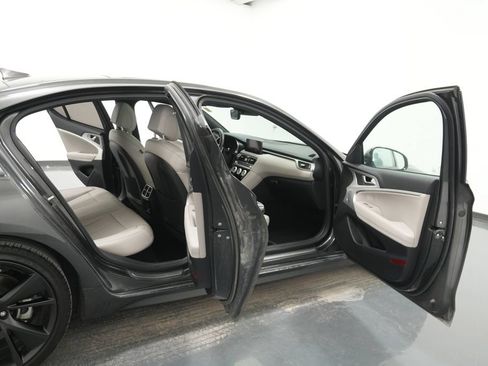 Used 2023 Genesis G70 2.0T w/ Sport Prestige Package AWD/4WD image 33
