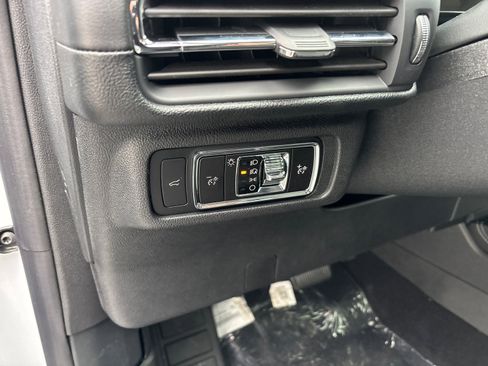 New 2026 Lincoln Corsair Premiere image 14