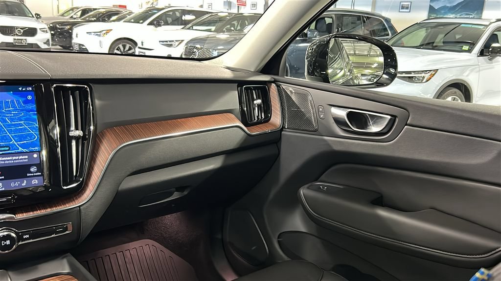 Used 2024 Volvo XC60 T8 Plus w/ Protection Package Premier AWD/4WD image 25