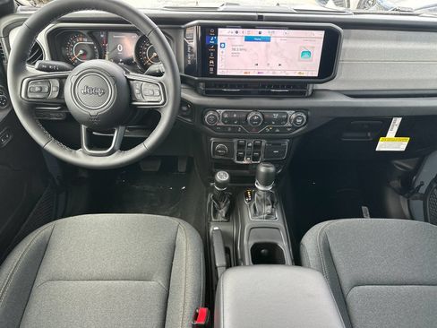 New 2026 Jeep Gladiator Sport AWD/4WD image 13