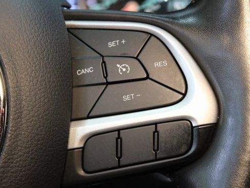 Used 2020 Jeep Compass Limited w/ Luxury Seat Group image 20