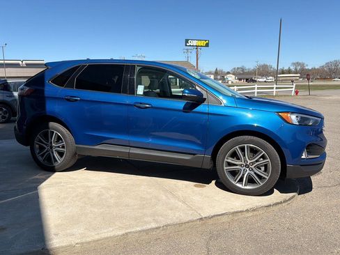 Used 2024 Ford Edge Titanium AWD/4WD image 6