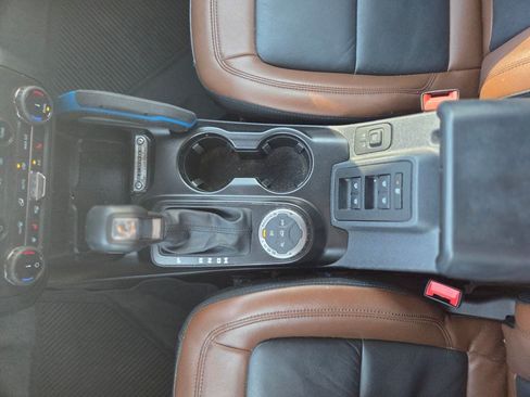 Used 2022 Ford Bronco Outer Banks AWD/4WD image 26
