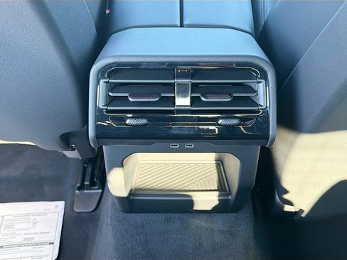 New 2026 BMW 530i w/ Convenience Package image 20