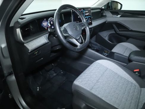 Certified 2026 Volkswagen Tiguan S FWD image 17