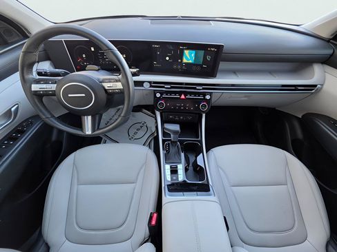 Used 2025 Hyundai Tucson SEL FWD image 19