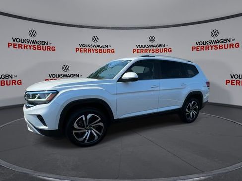 Certified 2023 Volkswagen Atlas SEL AWD/4WD image 4