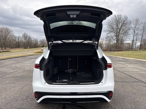 New 2026 Jaguar F-PACE R-Dynamic S image 9