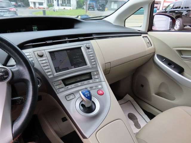 Used 2012 Toyota Prius Four w/ Deluxe Solar Roof Pkg FWD image 20