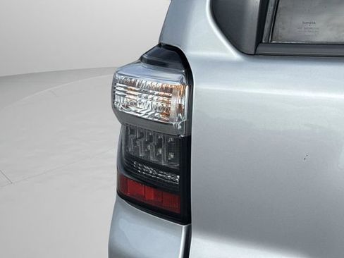 Used 2021 Toyota 4Runner SR5 image 18