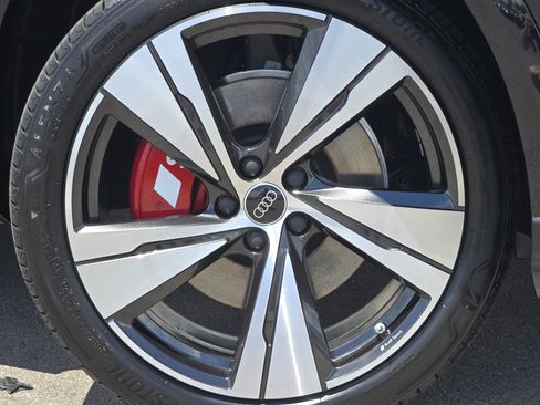 New 2026 Audi SQ5 Premium Plus AWD/4WD image 16