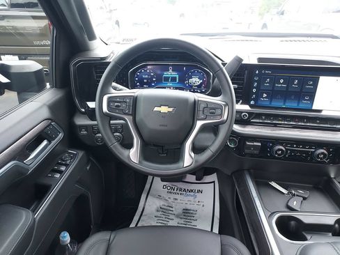 Used 2025 Chevrolet Silverado 3500 LTZ w/ LTZ Plus Package AWD/4WD image 16