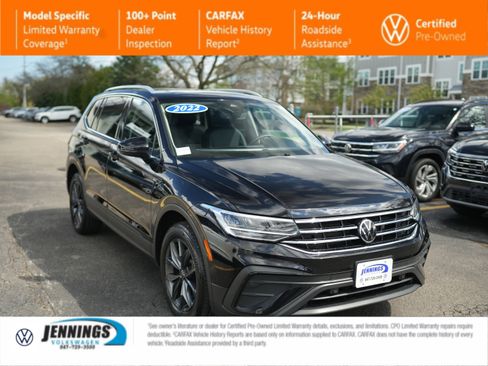 Certified 2022 Volkswagen Tiguan SE w/ Panoramic Sunroof Package image 1