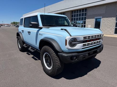 Used 2023 Ford Bronco Heritage Edition AWD/4WD image 3