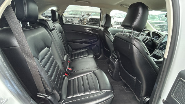 Certified 2022 Ford Edge SEL AWD/4WD image 13