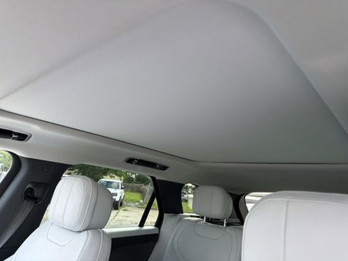 Used 2023 Land Rover Range Rover Sport SE AWD/4WD image 11