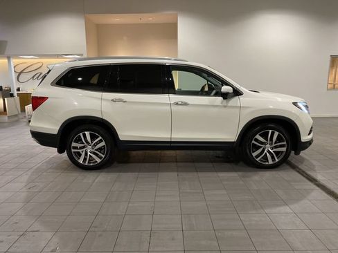 Used 2018 Honda Pilot Touring image 33