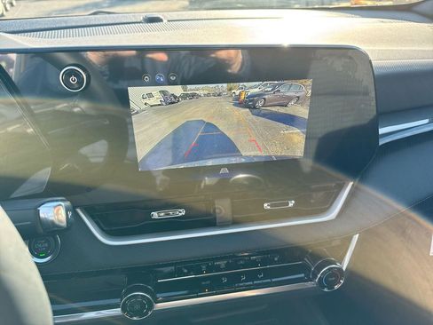 New 2026 Chevrolet Equinox LT image 27