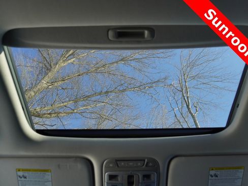 Used 2022 Kia Telluride EX w/ EX Premium Package image 21