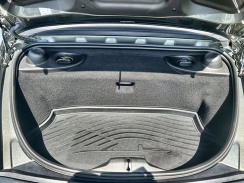 Used 2024 Porsche 718 Boxster RWD image 17