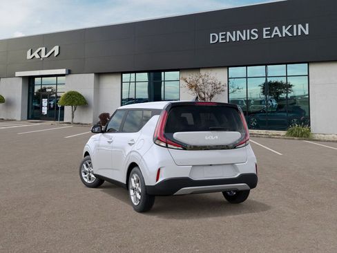 New 2025 Kia Soul LX image 4