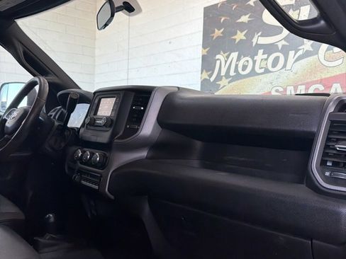 Used 2022 RAM 3500 Tradesman w/ Chrome Appearance Group image 32