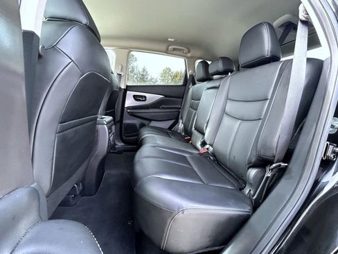 Certified 2024 Nissan Murano SV image 19