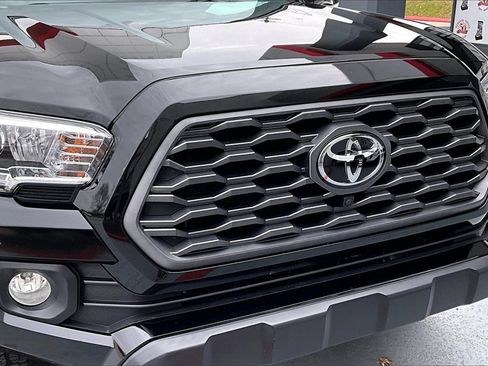 Certified 2023 Toyota Tacoma TRD Off-Road w/ Advanced Technology Package image 31