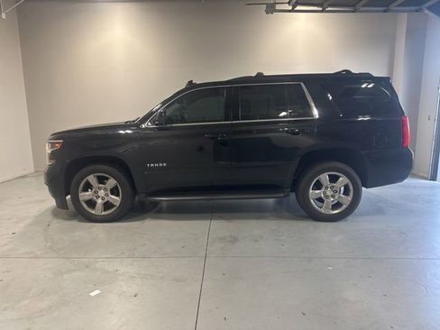 Used 2017 Chevrolet Tahoe LS w/ All-Season Package AWD/4WD image 28