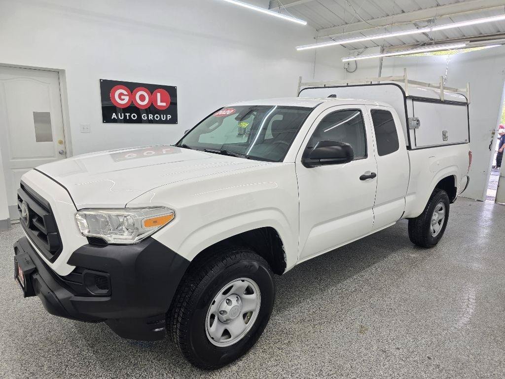 Used 2020 Toyota Tacoma SR RWD image 3