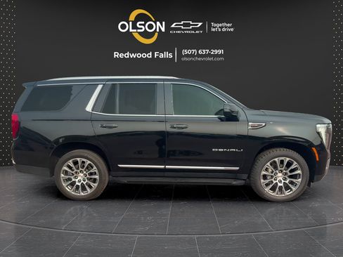 Used 2025 GMC Yukon Denali AWD/4WD image 6