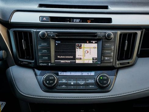 Used 2014 Toyota RAV4 XLE image 12