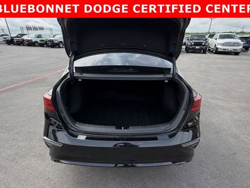 Used 2021 Kia Forte LXS FWD image 28