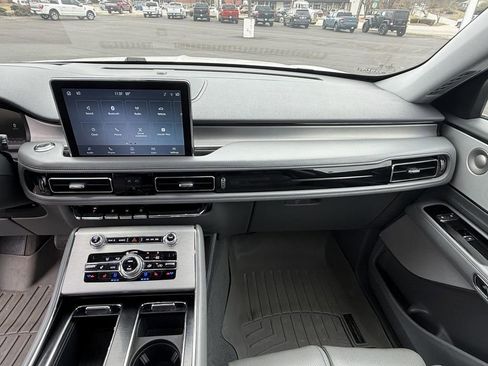 Used 2020 Lincoln Aviator Reserve w/ Equipment Group 202A image 18