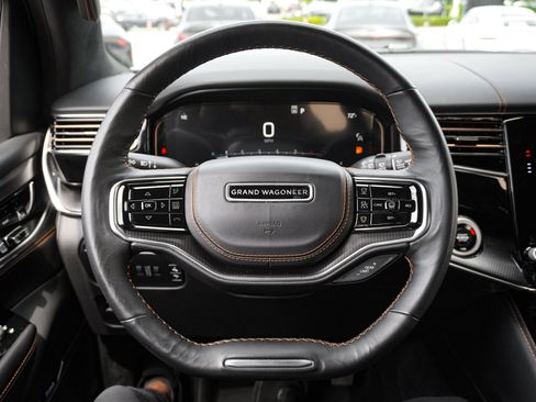 Used 2024 Jeep Grand Wagoneer Series III w/ Quick Order Packagew 28T AWD/4WD image 19