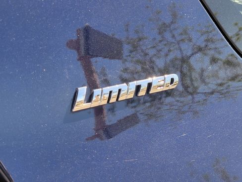 Used 2022 Toyota 4Runner Limited image 12