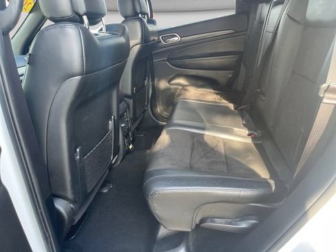 Used 2020 Jeep Grand Cherokee Altitude AWD/4WD image 14