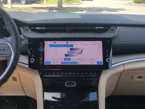 New 2026 Jeep Grand Cherokee L Limited RWD image 19