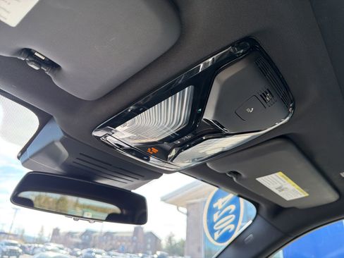 Used 2024 BMW X5 xDrive40i w/ Premium Package image 81