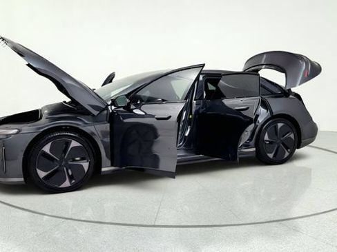 Used 2024 Lucid Air Touring AWD/4WD image 14